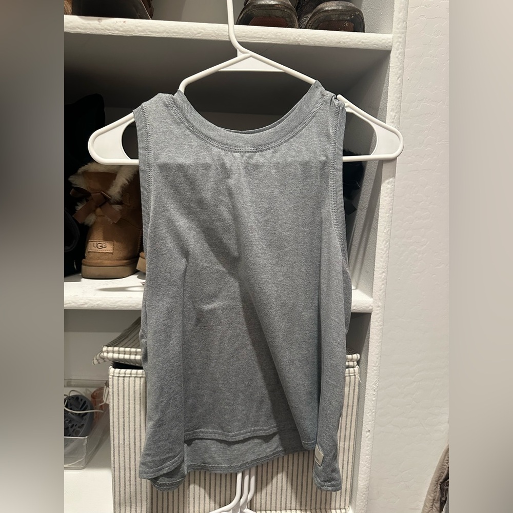 Vuori Gray Women's Top